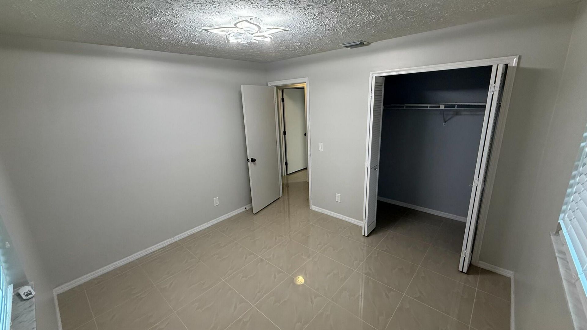 1832 SE Manth Lane, Port Saint Lucie, FL 34983 Photo