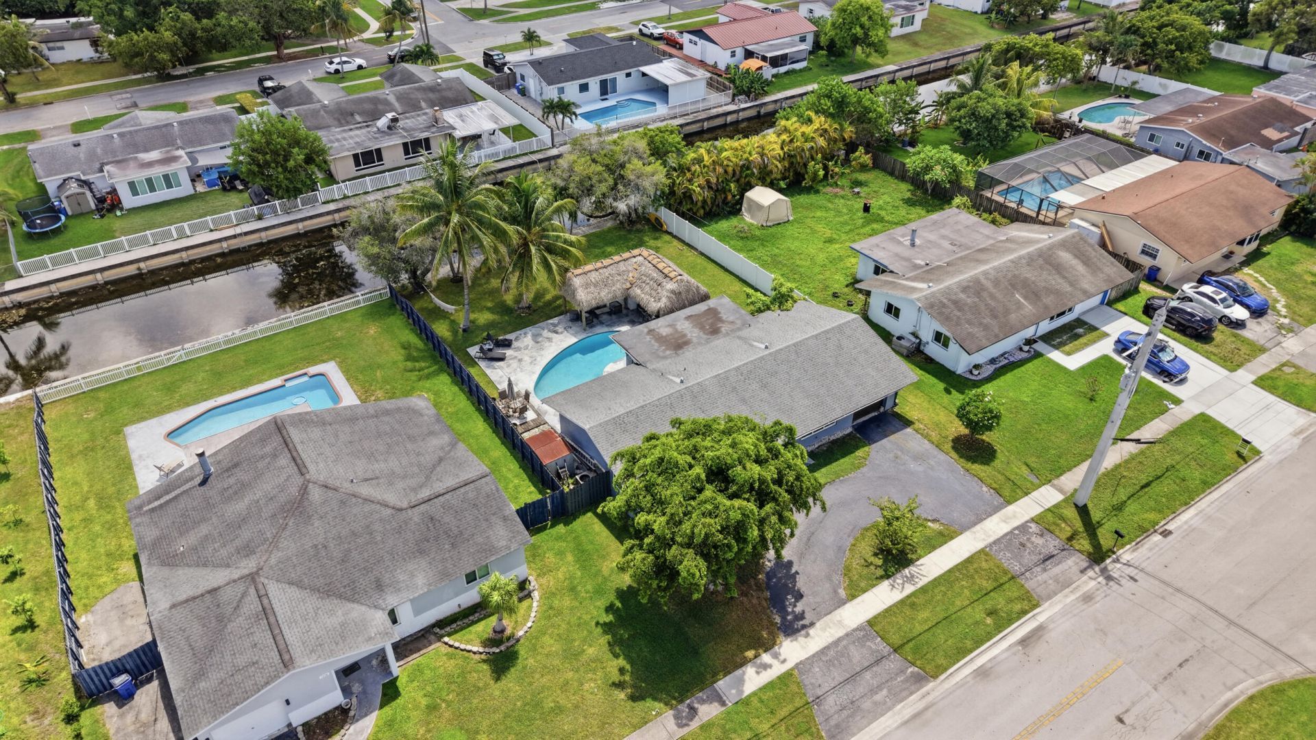 1000 W River Drive, Margate, FL 33063 Photo