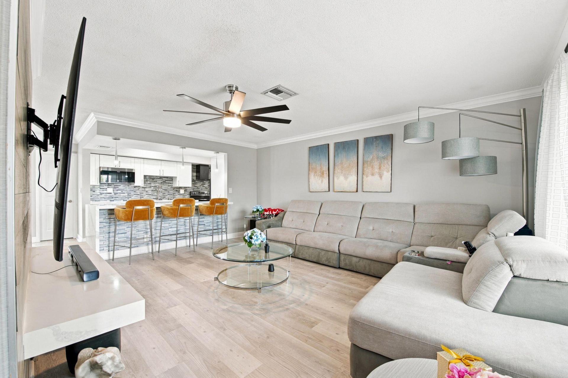 1000 W River Drive, Margate, FL 33063 Photo