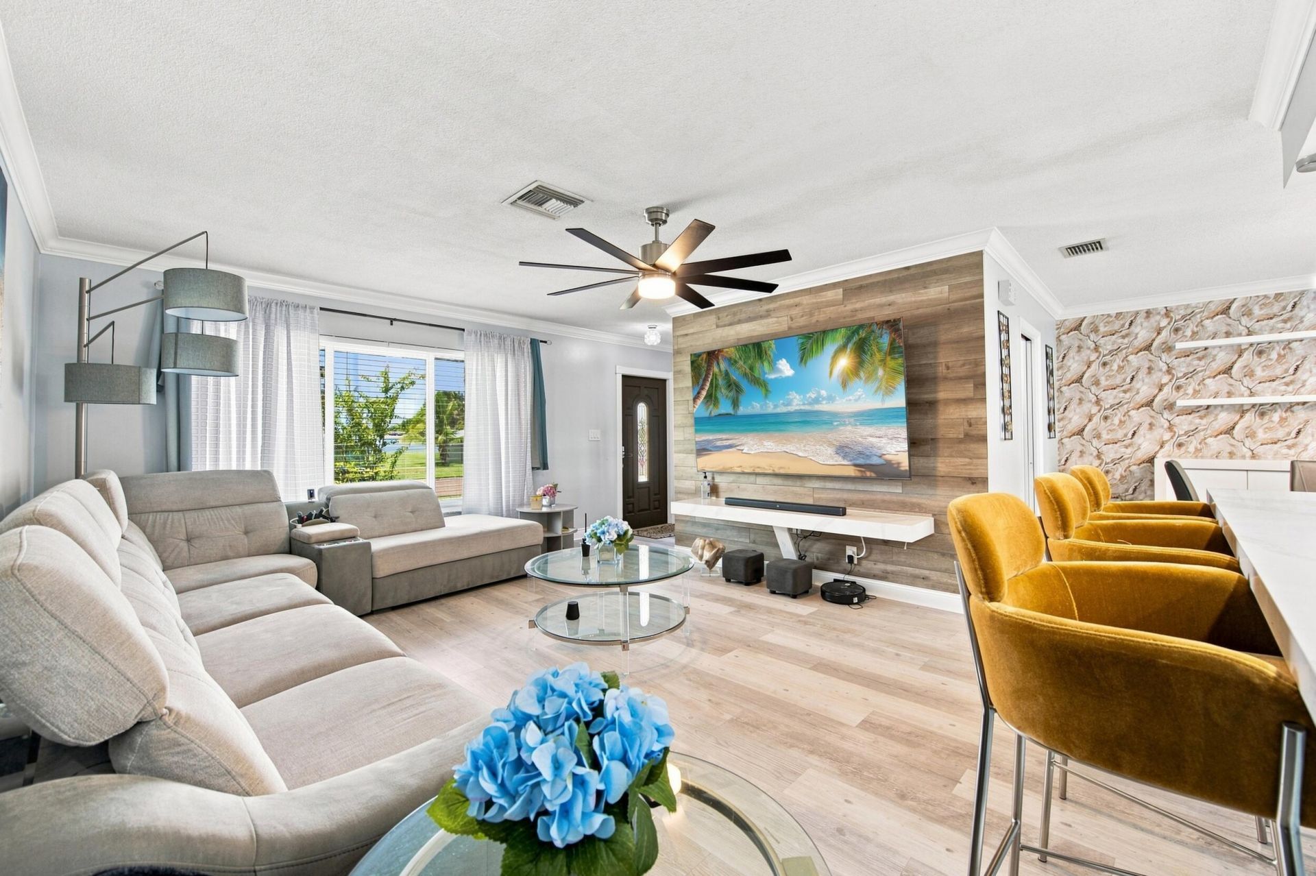 1000 W River Drive, Margate, FL 33063 Photo