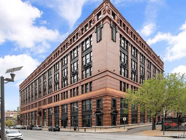 1520 Washington Avenue , Unit R601, St Louis, MO 63103