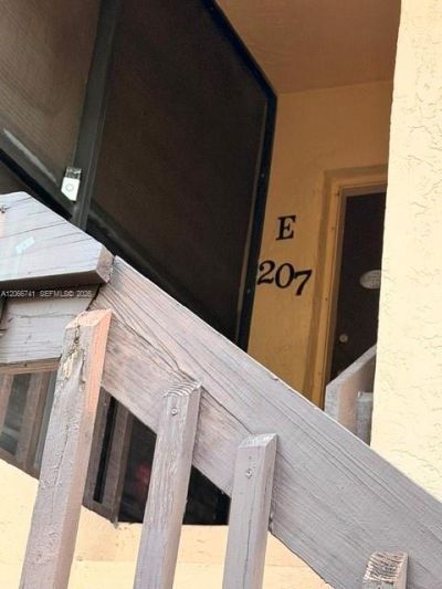 780 NE 199th St , Unit 207E, Miami, FL 33179 Photo