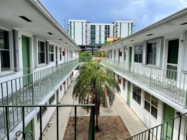 1824 Monroe St , Unit 8, Hollywood, FL 33020