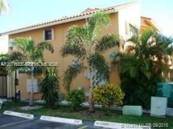 2740 W 62nd Pl, Unit 203, Hialeah, FL 33016