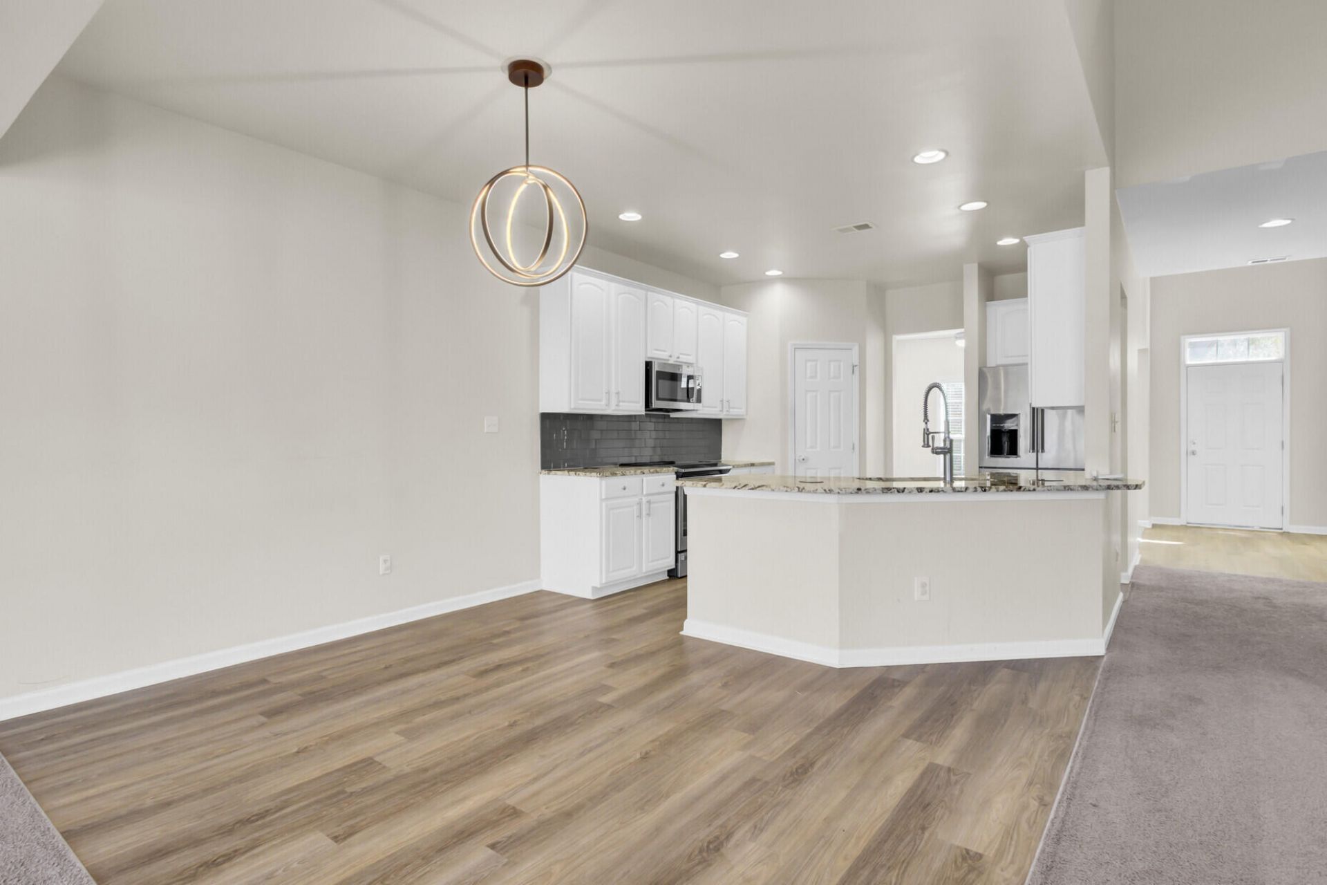 9620 Pebble Creek Photo 19