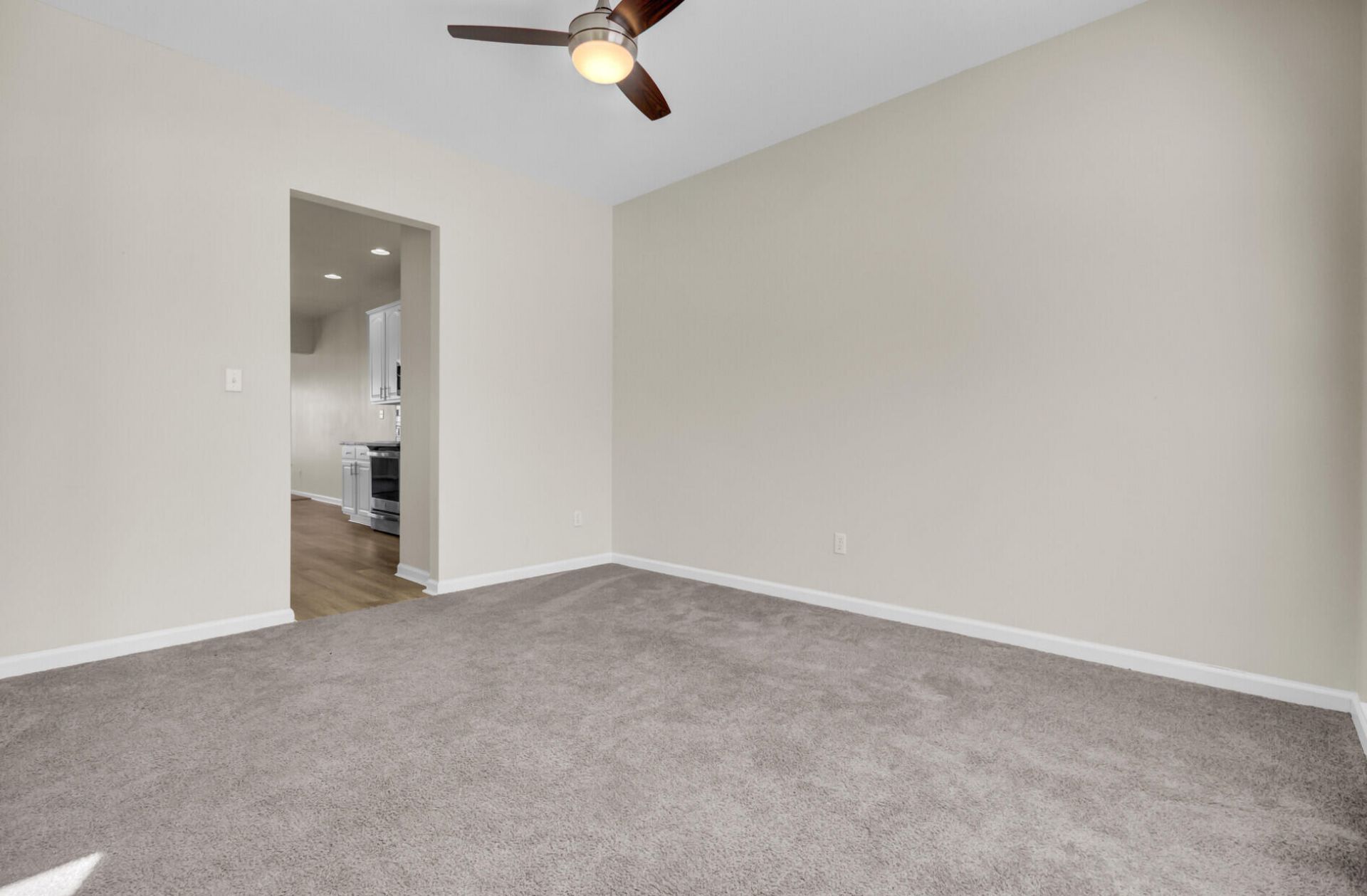 9620 Pebble Creek Photo 9