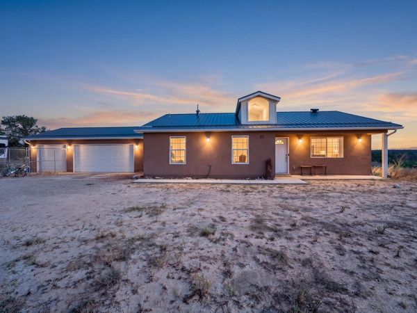 21 Trade Court , Edgewood, NM 87015