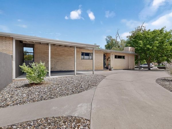 701 Alvarado Drive NE, Albuquerque, NM 87108