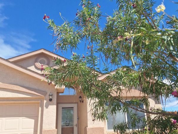 26 Avenida Sereno Place, Los Lunas, NM 87031