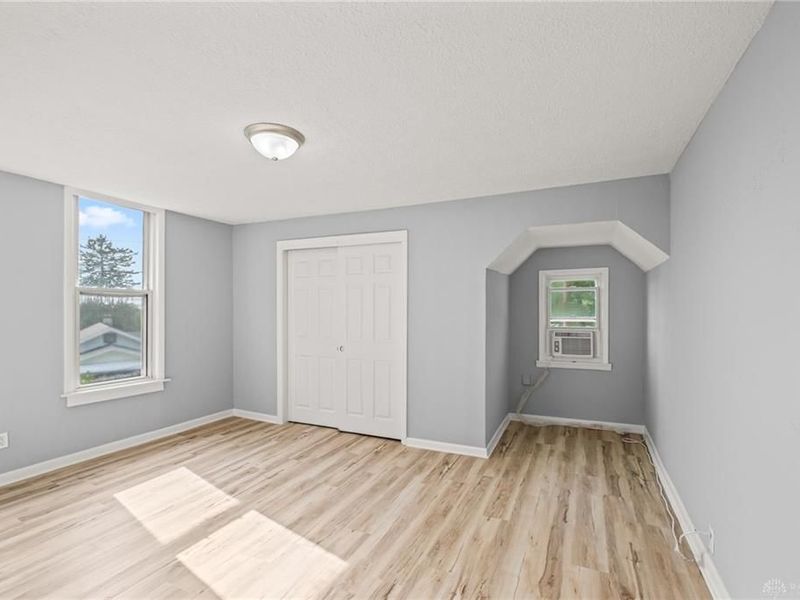 211 Odlin Avenue, Dayton, OH 45405 Photo 9