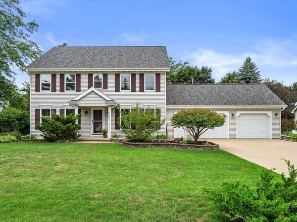 1141 PENDLETON ROAD, Neenah, WI 54956