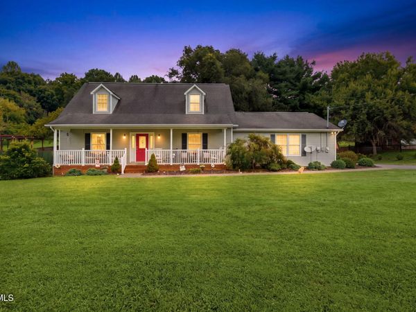 145 Picadilly Lane, Gray, TN 37615