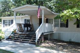 1128 Taylor Lane photo 4