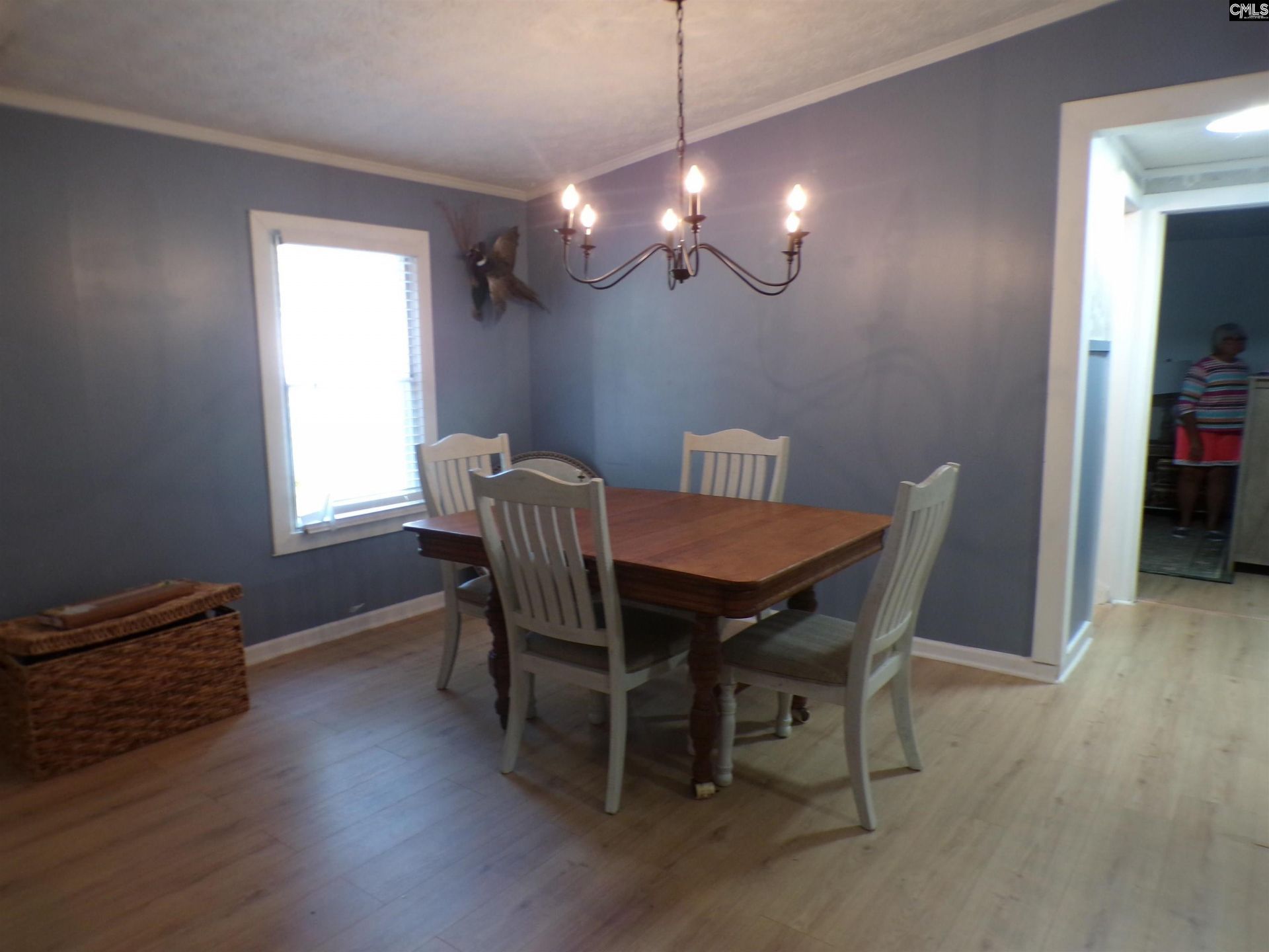 1128 Taylor Lane Photo 5