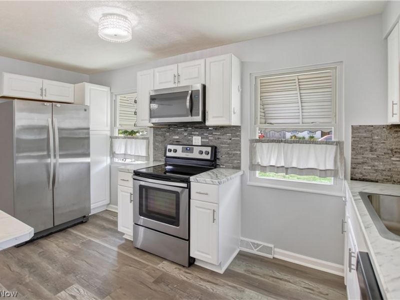 4175 W 145th Street, Cleveland, OH 44135 Photo 5