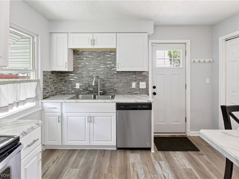 4175 W 145th Street, Cleveland, OH 44135 Photo 6