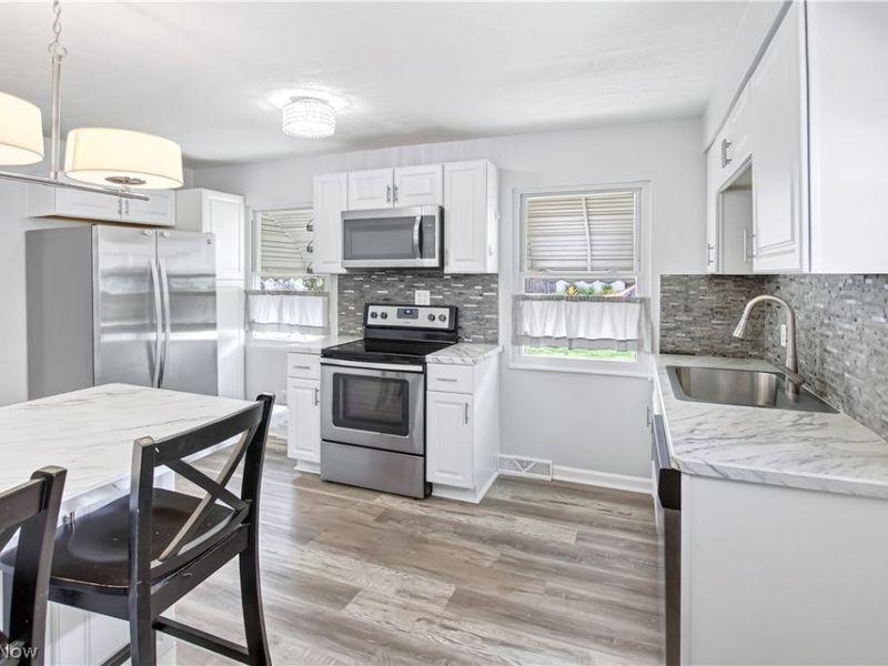 4175 W 145th Street, Cleveland, OH 44135 Photo 7