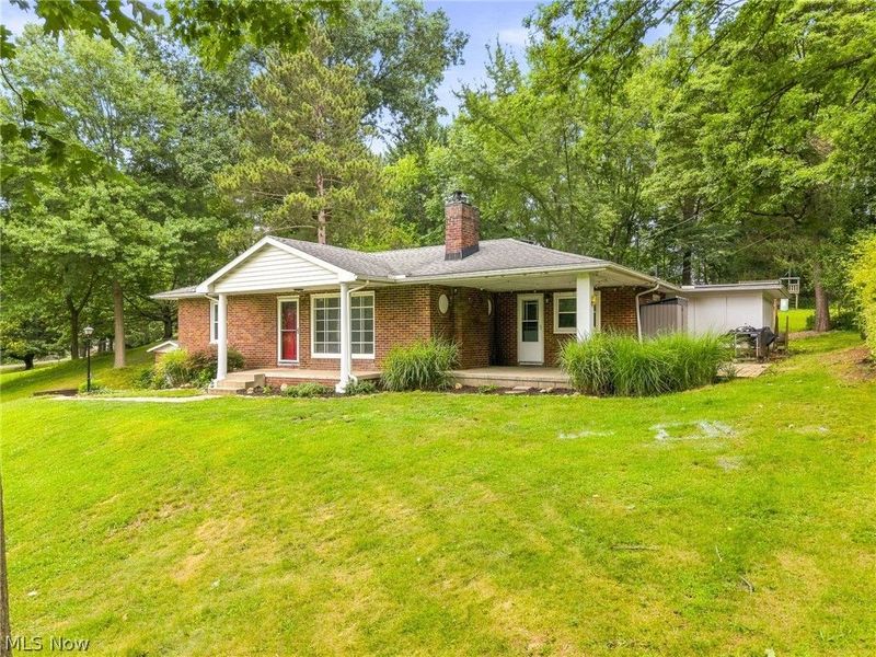 543 Winesap Avenue SW, North Canton, OH 44709 Photo 3