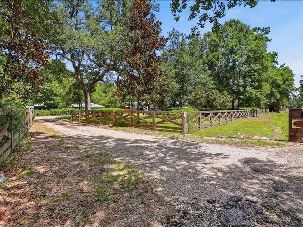 74327 MILITARY Road , Covington, LA 70435