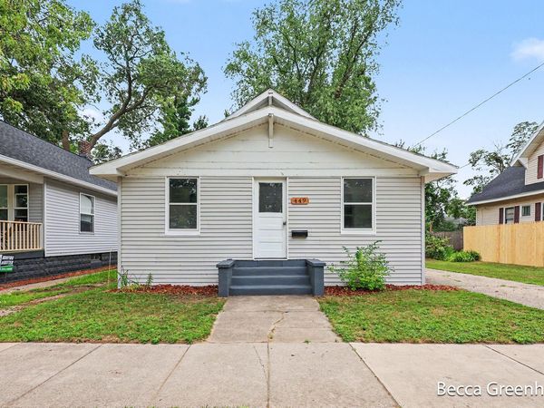 449 Leonard Avenue, Muskegon, MI 49442