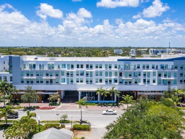 236 SE 5th Avenue, Unit 303, Delray Beach, FL 33483