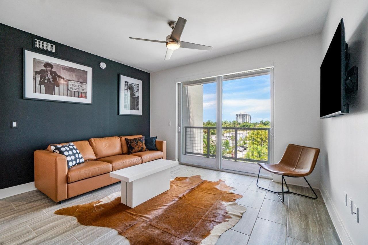 236 SE 5th Avenue, Unit 303, Delray Beach, FL 33483 Photo
