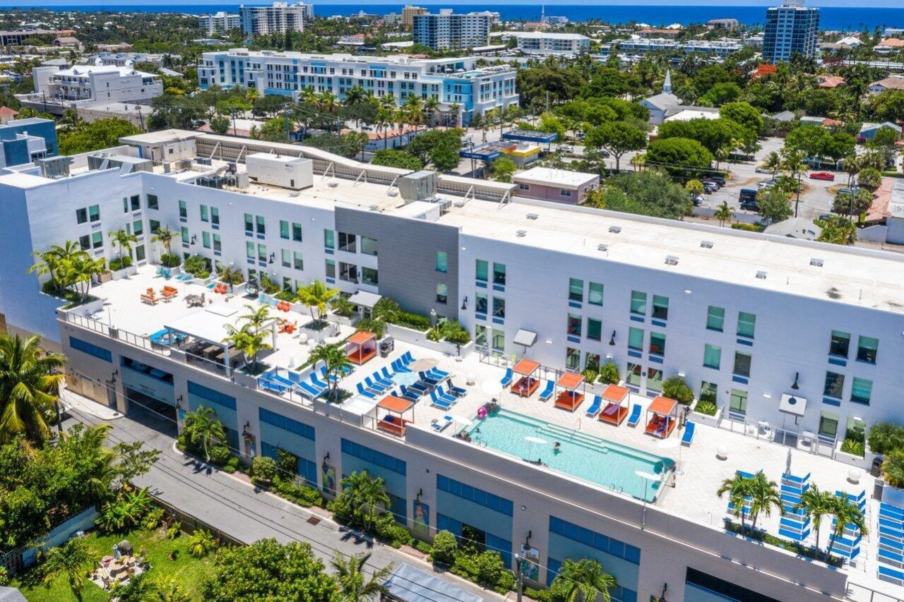 236 SE Fifth Avenue, Unit 303, Delray Beach, FL 33483 Photo