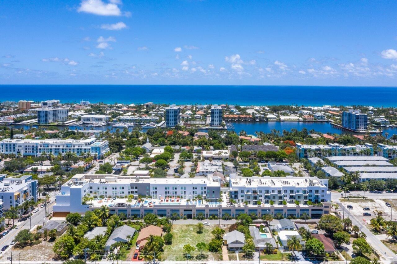 236 SE Fifth Avenue, Unit 303, Delray Beach, FL 33483 Photo