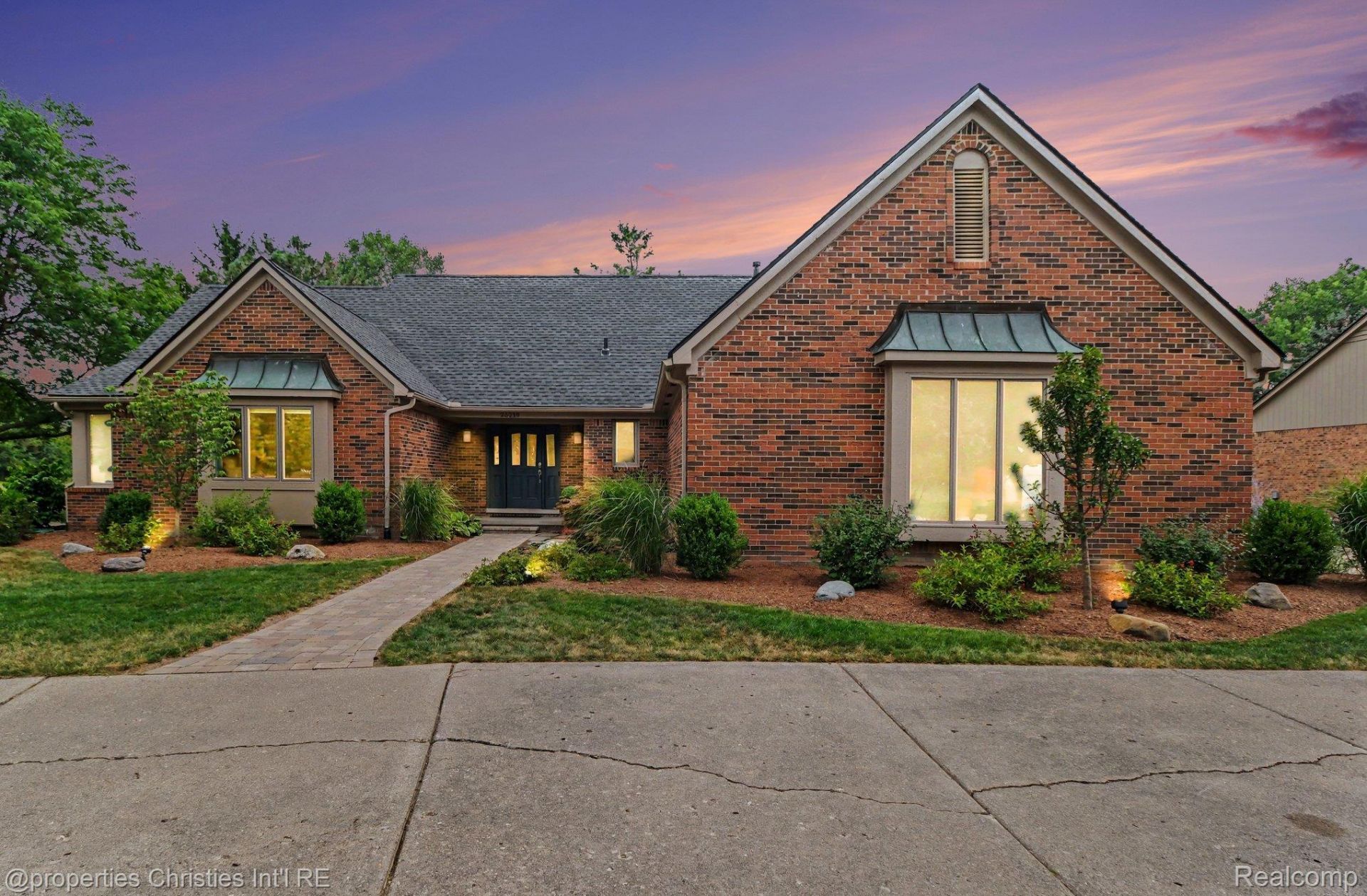25219 Bridlepath Lane, Farmington Hills, Mi 48335 Main Photo