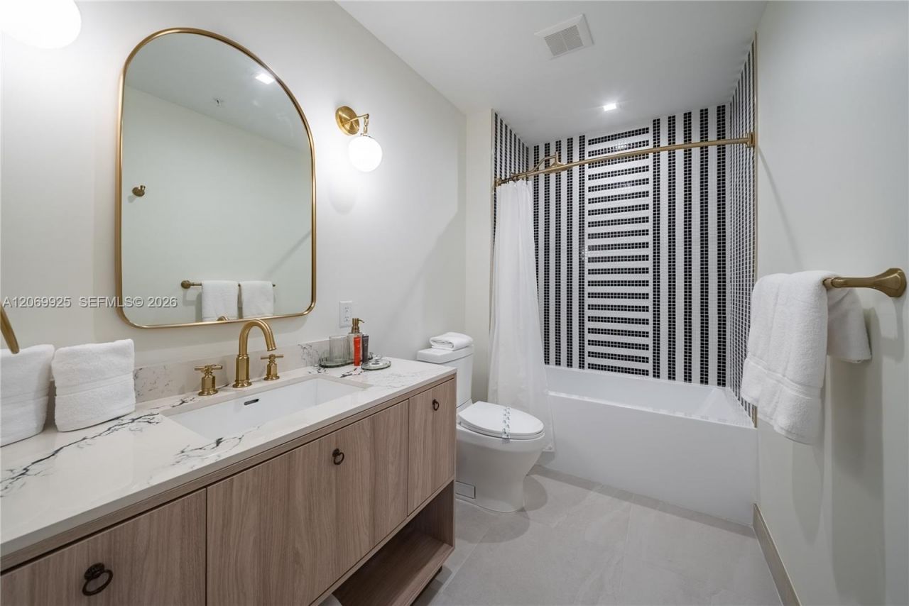 2700 NW 2nd Ave , Unit 237, Miami, FL 33127 Photo