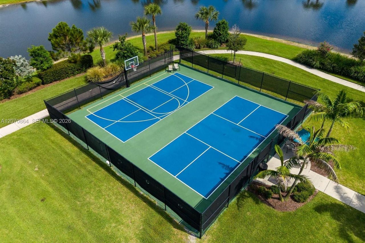 218 SE Longview Dr , Port Saint Lucie, FL 34984 Photo
