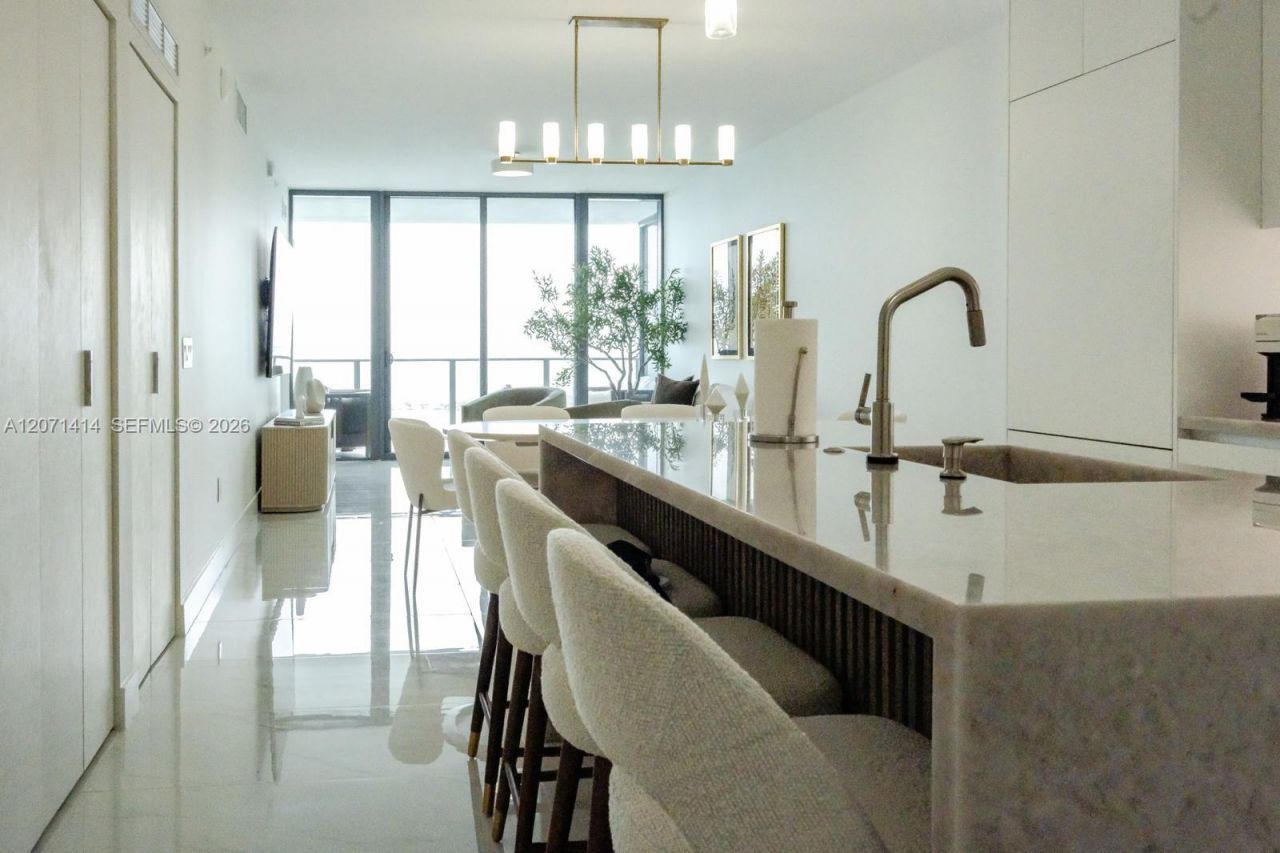 700 NE 24th St , Unit 1506, Miami, FL 33137 Photo
