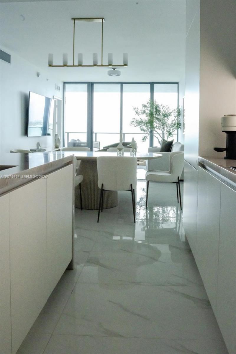700 NE 24th St , Unit 1506, Miami, FL 33137 Photo