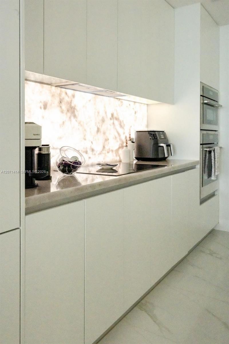 700 NE 24th St , Unit 1506, Miami, FL 33137 Photo