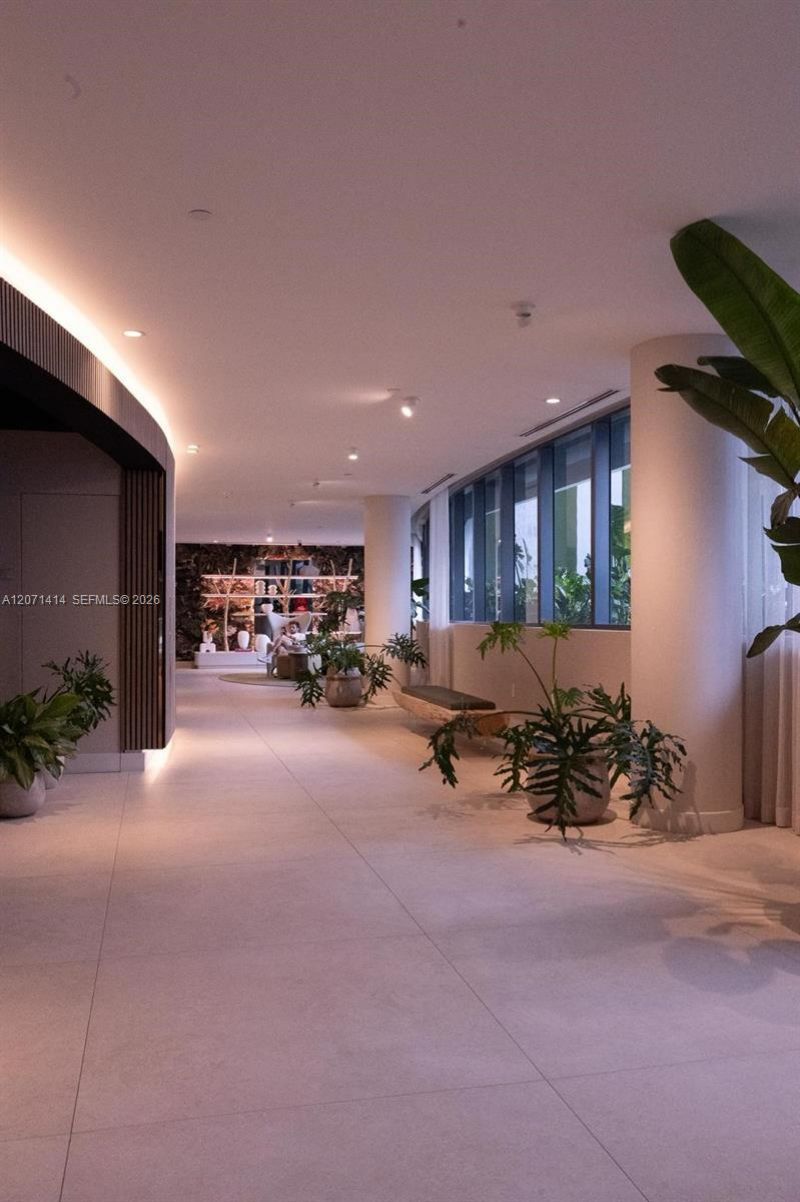 700 NE 24th St , Unit 1506, Miami, FL 33137 Photo