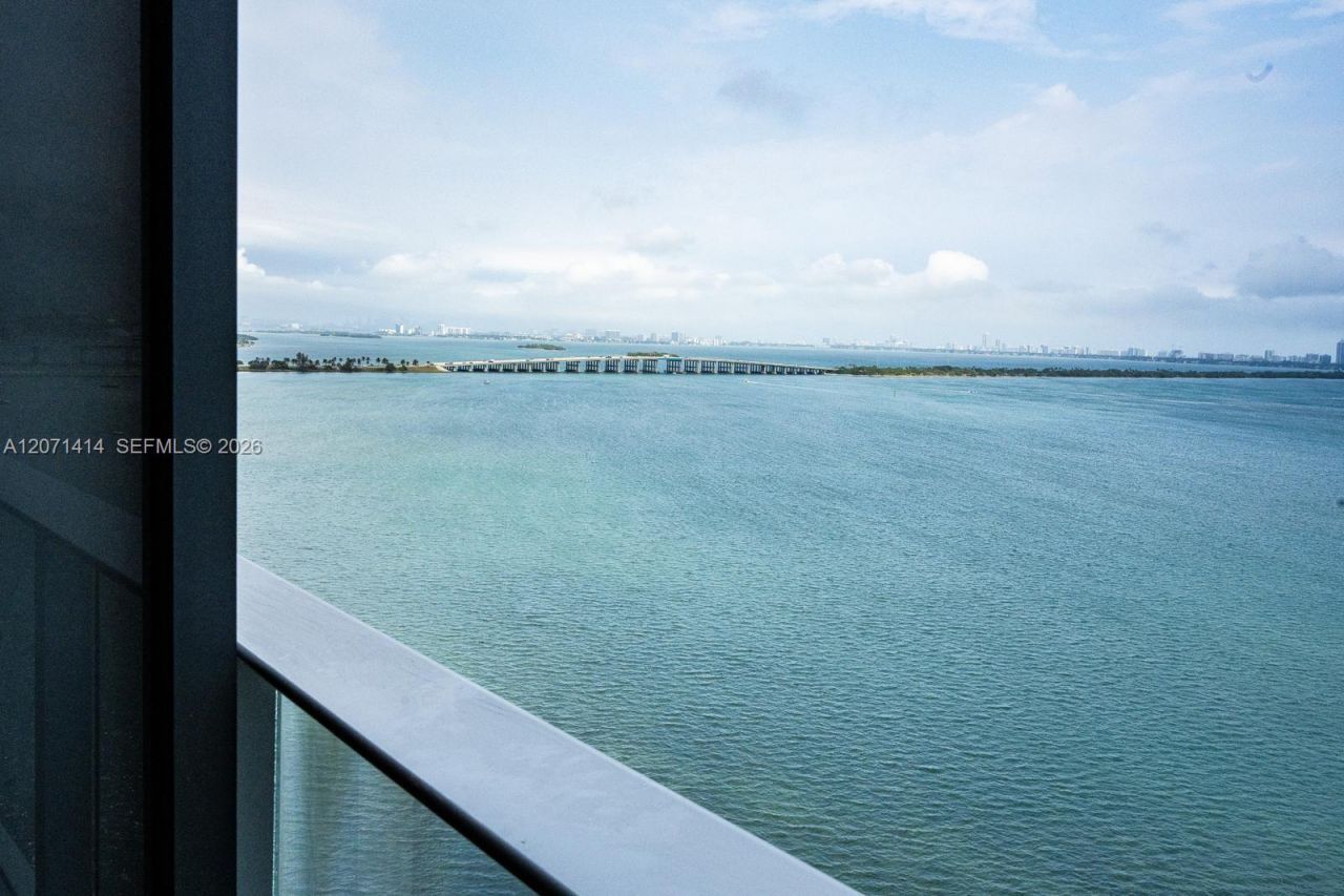 700 NE 24th St , Unit 1506, Miami, FL 33137 Photo