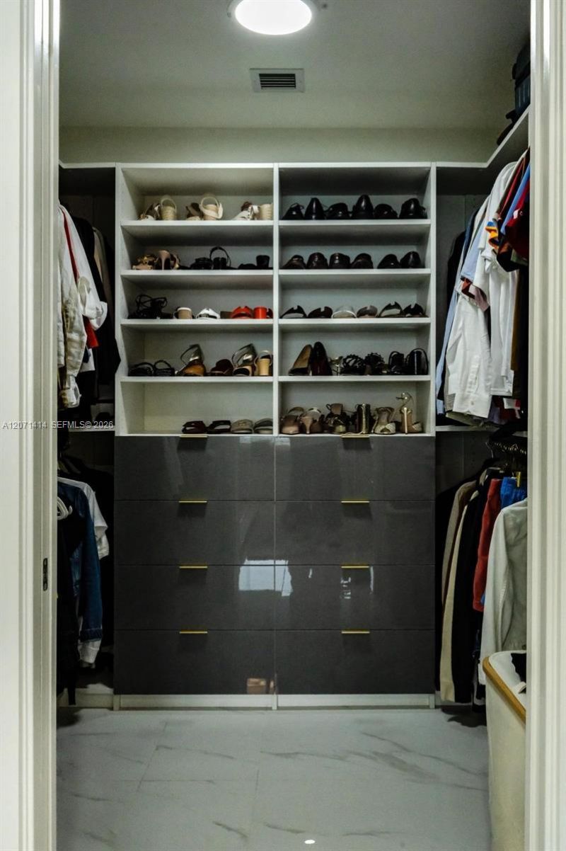 700 NE 24th St , Unit 1506, Miami, FL 33137 Photo