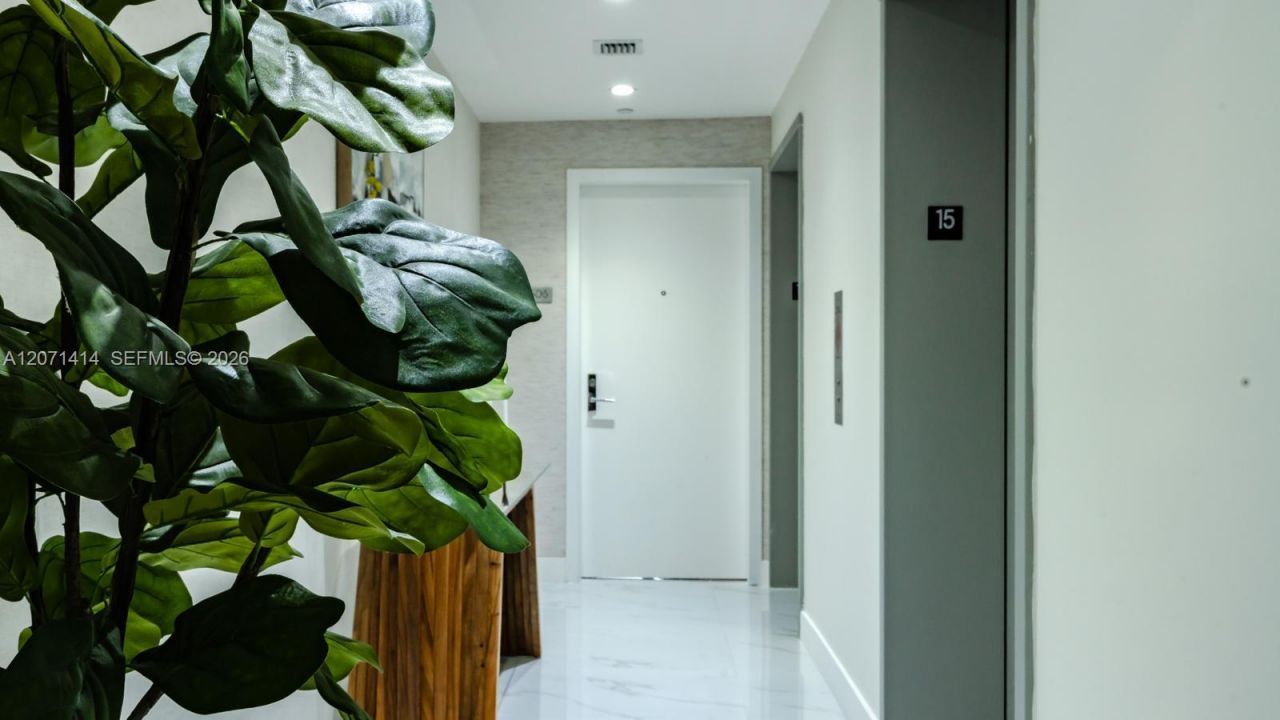 700 NE 24th St , Unit 1506, Miami, FL 33137 Photo