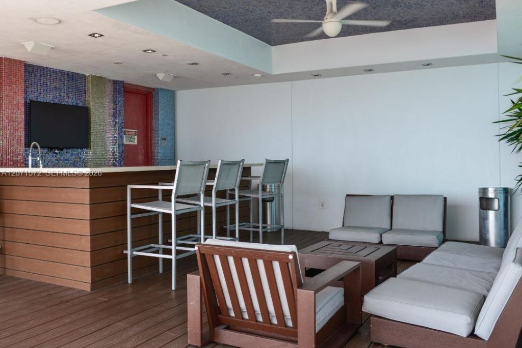 55 SE 6th St , Unit 2110, Miami, FL 33131 Photo