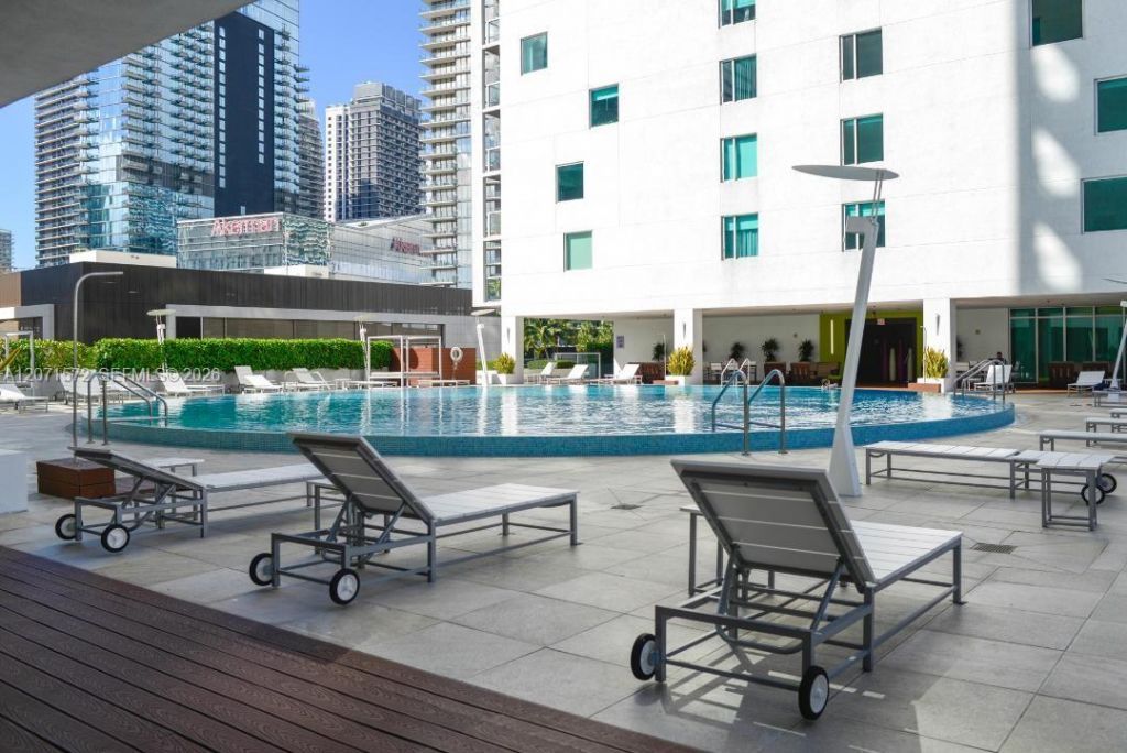 55 SE 6th St , Unit 2110, Miami, FL 33131 Photo
