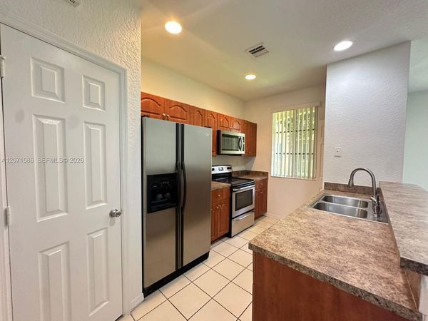 6055 SW 19th Ct , Unit 6055, North Lauderdale, FL 33068