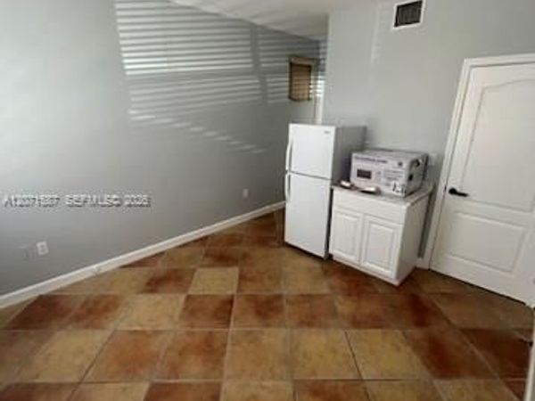 12991 NW 9th Ln , Unit 300, Miami, FL 33182