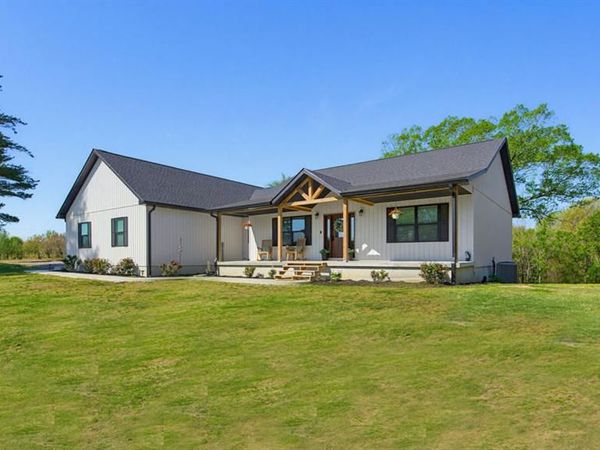 16987 County Road 470 , Dexter, MO 63841