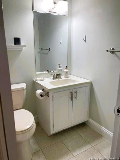 2929 SE Ocean Boulevard, Unit J8, Stuart, FL 34996 Photo
