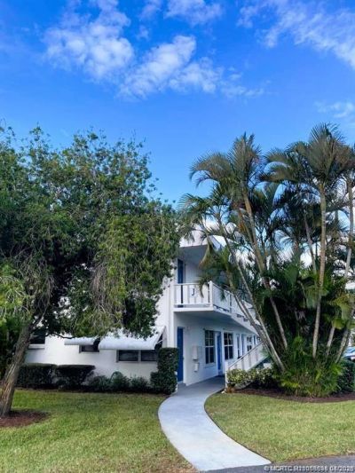 2929 SE Ocean Boulevard, Unit J8, Stuart, FL 34996 Photo
