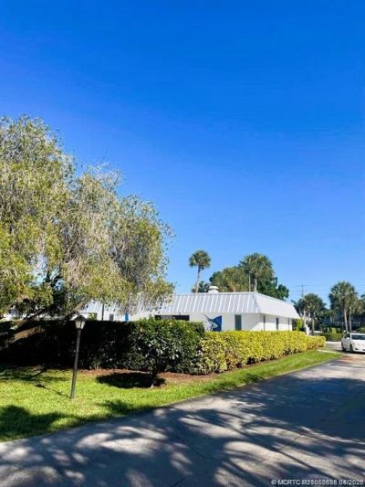 2929 SE Ocean Boulevard, Unit J8, Stuart, FL 34996 Photo