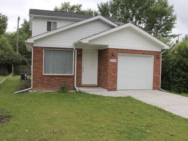 22741 Middlebelt Road, Farmington Hills, MI 48336