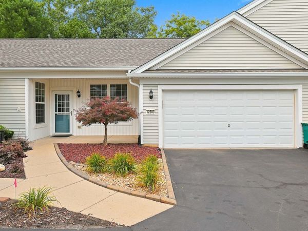 12583 Rock Island Trail , Huntley, IL 60142