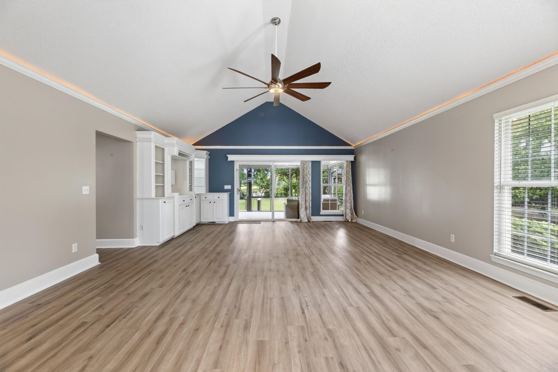 18 Ridge Lake Drive Photo 13