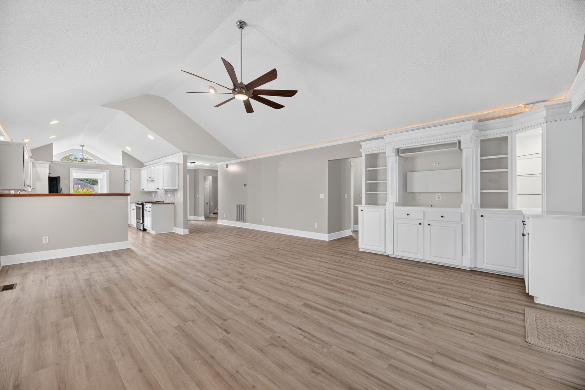 18 Ridge Lake Drive Photo 17